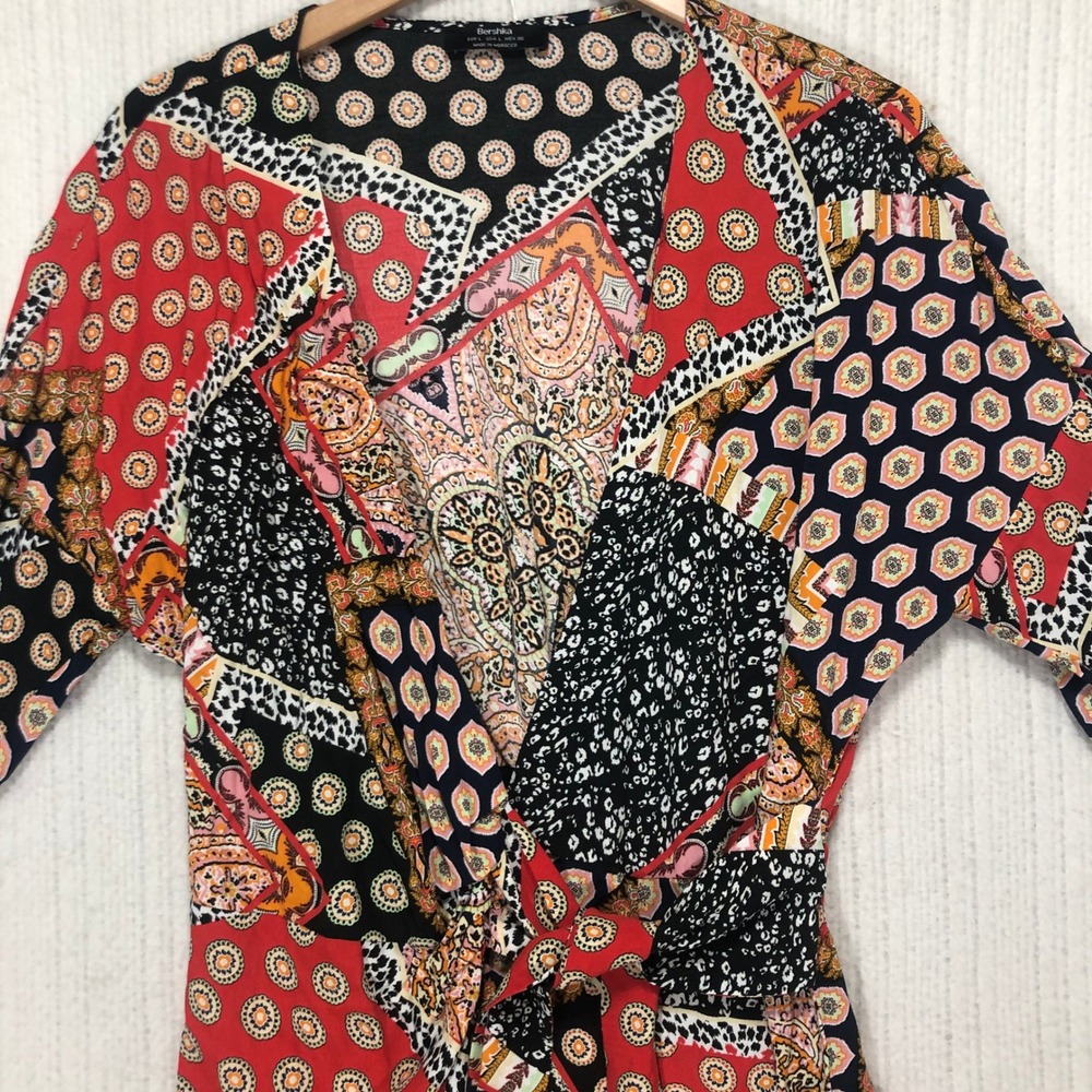 Bershka Patchwork Print Twist Front Mini Dress Short Sleeve Red Black